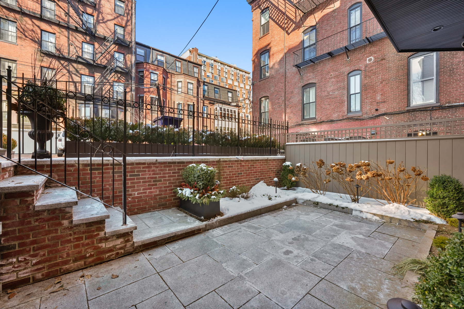 285 Marlborough St 